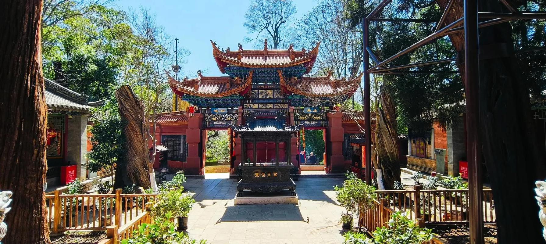 昆明黑龙潭公园